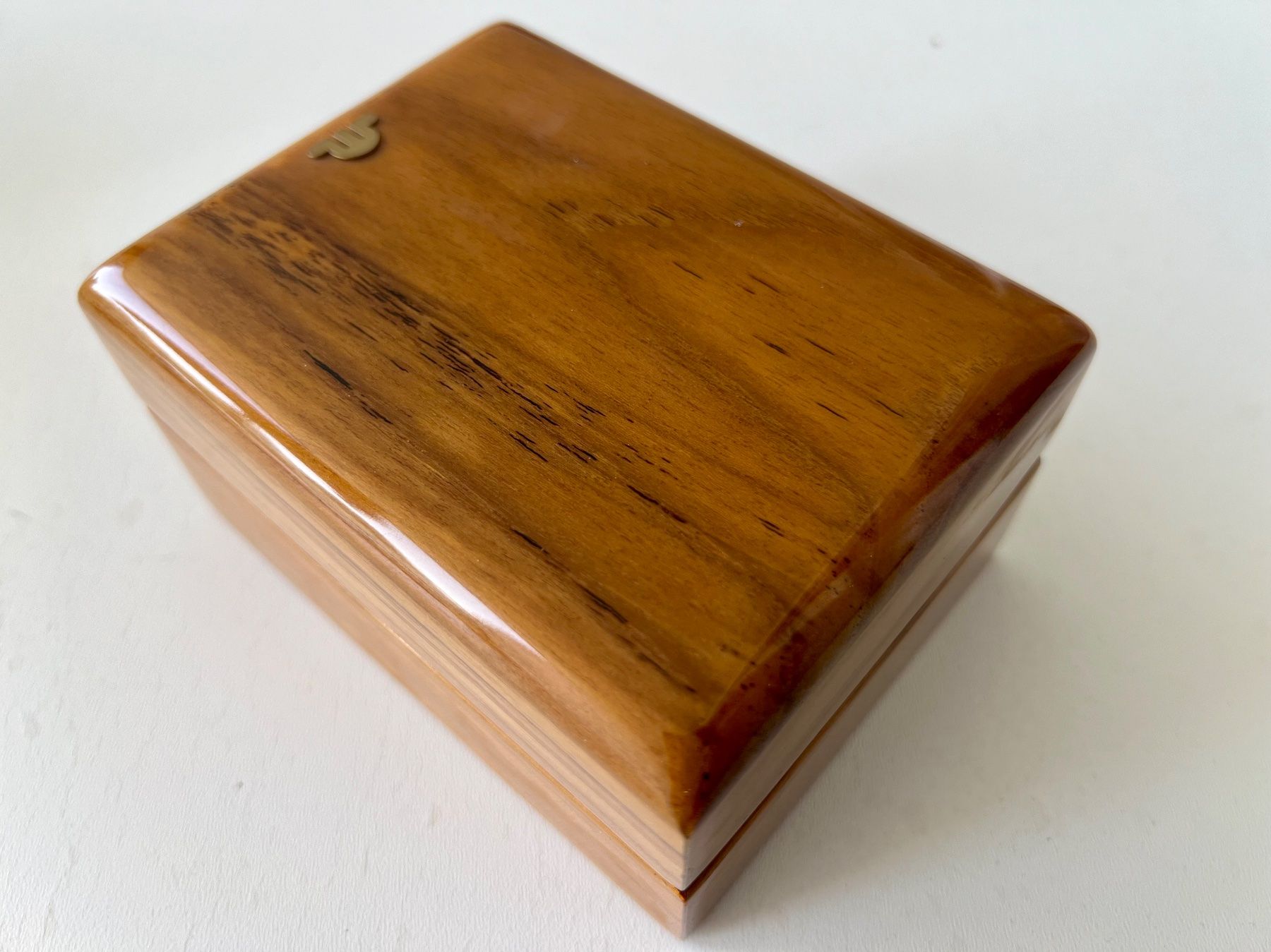 Maurice Lacroix Orologi: MAURICE LACROIX Série Numérotée Precious wood box + outerbox – Usato da Mont-sur-Lausanne venduto da vmi_ym5l 5