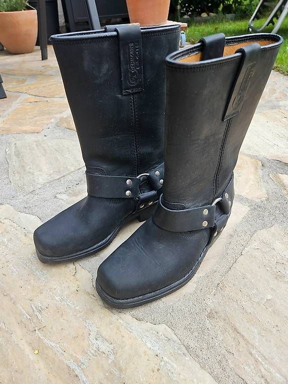 Herrenschuhe: Leder Motorradstiefel – Gebraucht aus Schänis von rig_zqb7