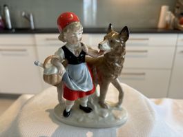 Porzellanfigur Rotkäppchen 