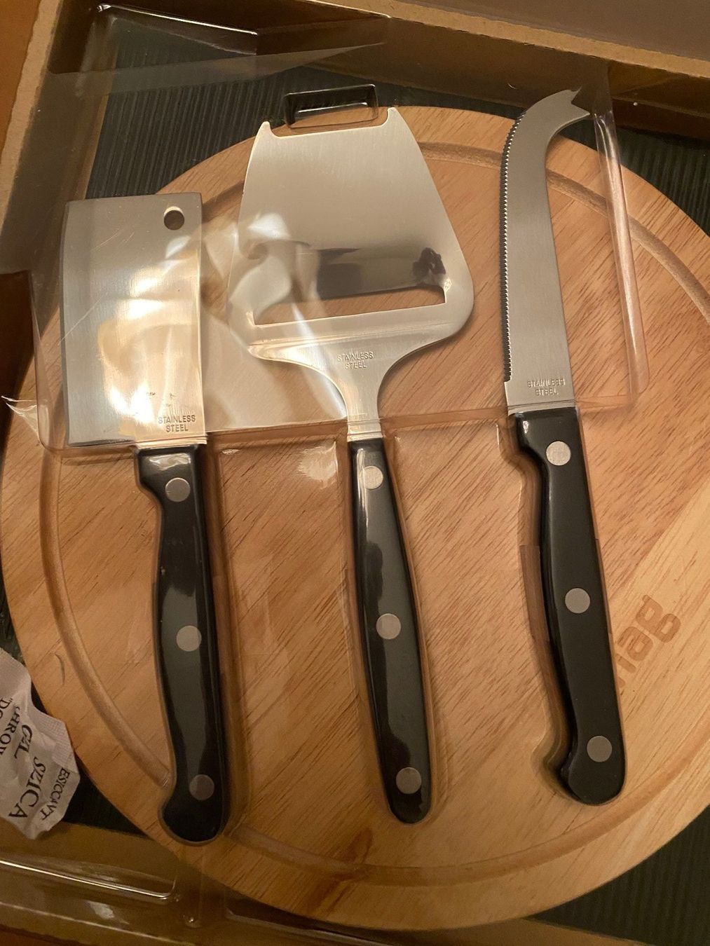 Appareils de cuisine: Käsebrett mit 3 Messer – Neuf avec emballage d'origine à Richterswil par Ninodp 2