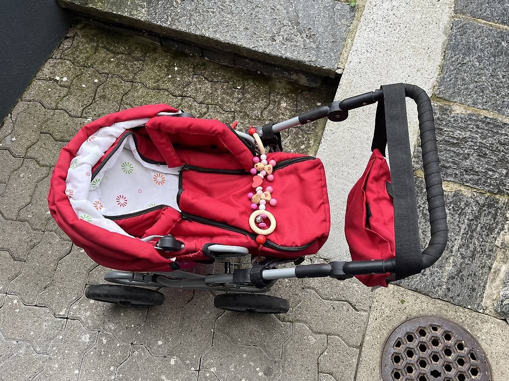 Voitures de poupées: Kinder Spiel-Kinderwagen – D'occasion à Binningen par Lumbatius 2