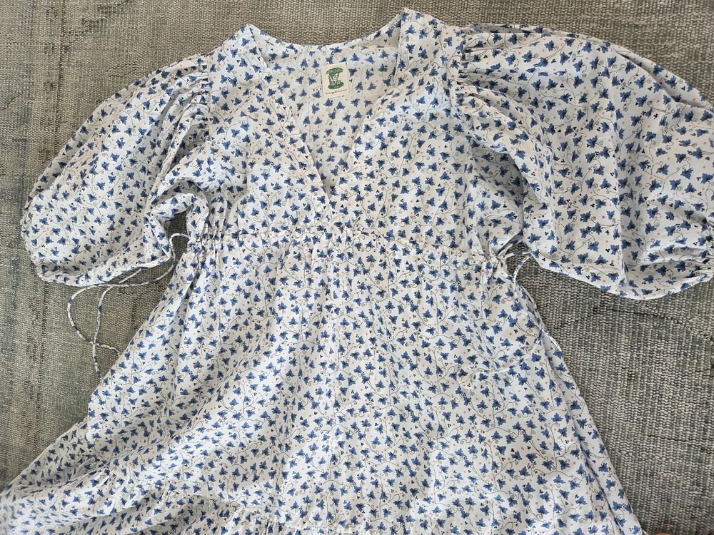 Robes: Sommerliches Kleid mit Blumenmuster, Grösse L, Top Zustand! – D'occasion à Zürich par yubr