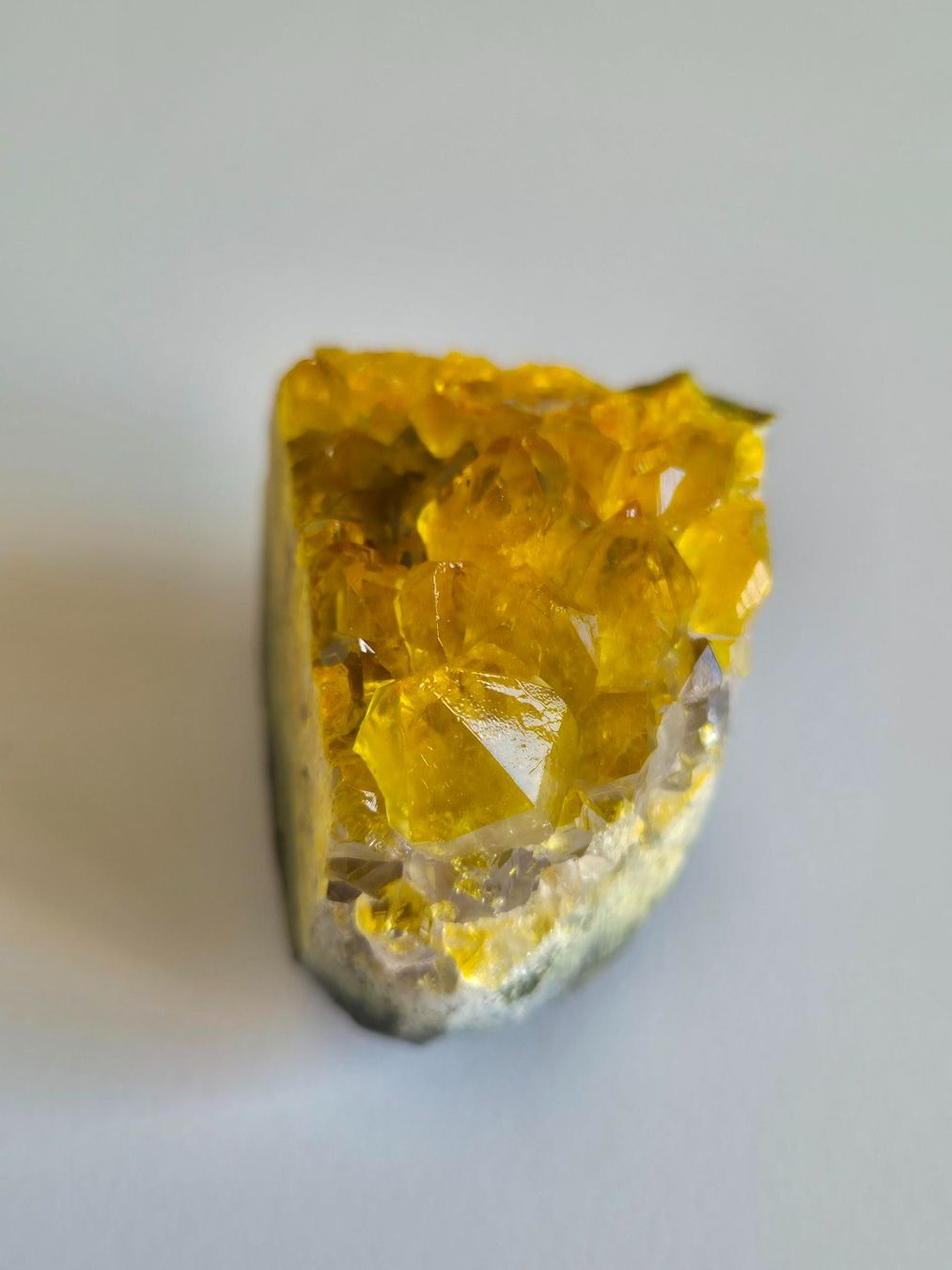 Minerali & Pietre curative: Citrin Mineral Gruppe – Nuovo (secondo la descrizione) da Rüti ZH venduto da pep_l9zp 1