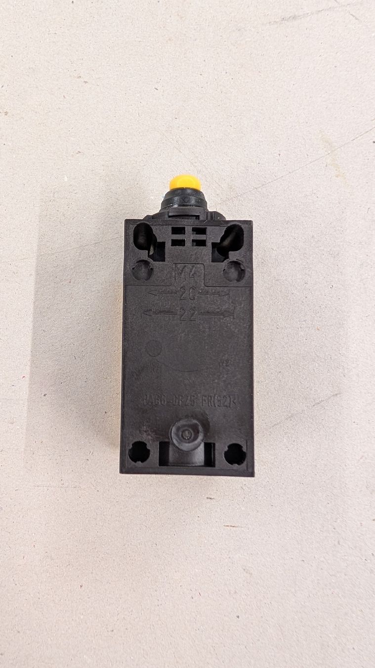 Eaton Interruttori: Positionsschalter mit Kuppenstössel LS-11 – Nuovo e nell'imballaggio originale da Volketswil venduto da mar_c5pv 2
