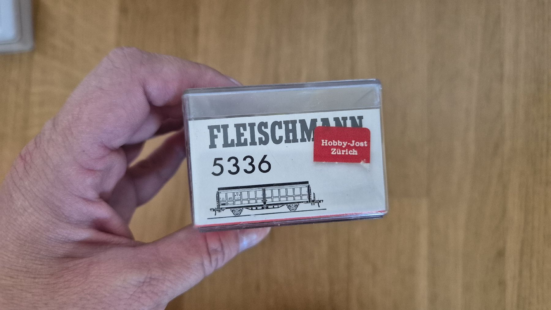 Fleischmann Modellini di ferrovie: Modelleisenbahn Waggon BP – Nuovo (secondo la descrizione) da Benglen venduto da Janine_25 2