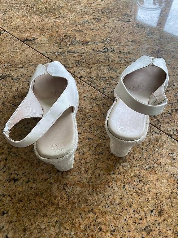 Scarpe da donna: Sandaletten weiss Keilabsatz Gr.41 – Usato da Weggis venduto da goo_vn75 4