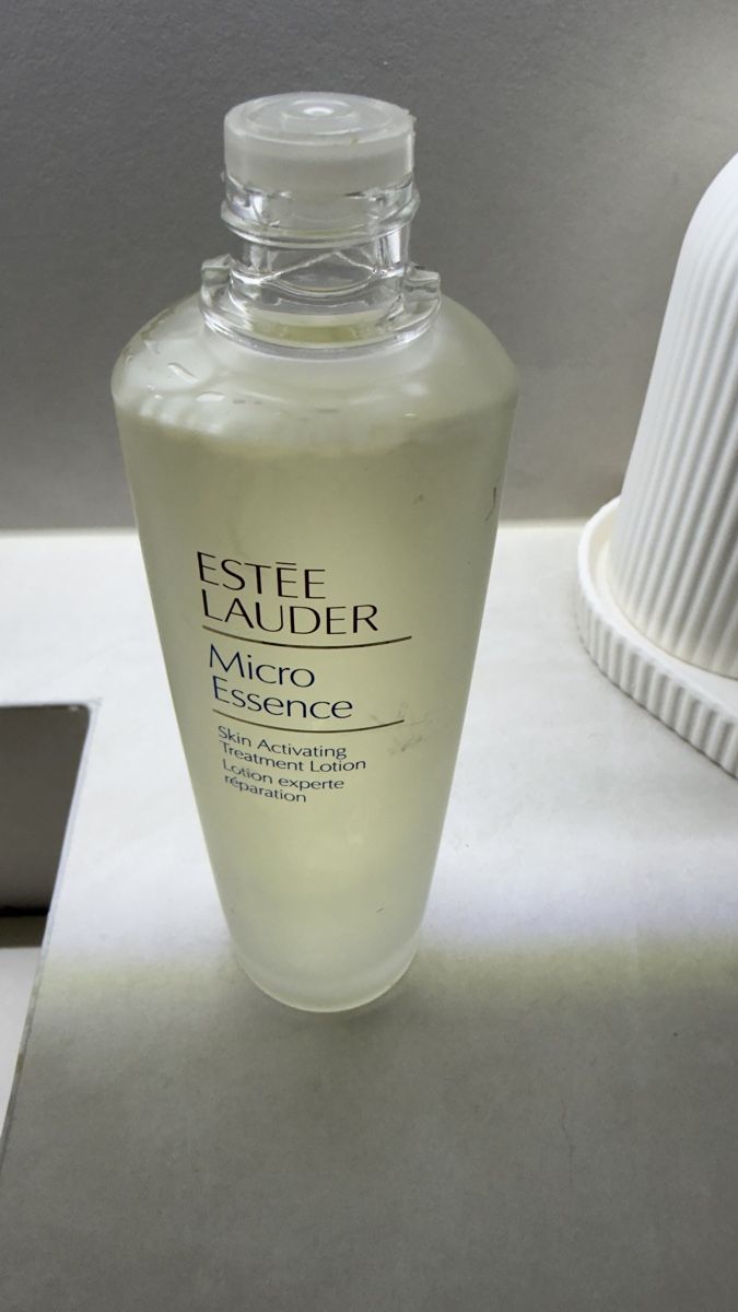 Estée Lauder Cura del viso: Estée Lauder Micro Essence – Nuovo (secondo la descrizione) da Uster venduto da Cassy83 2