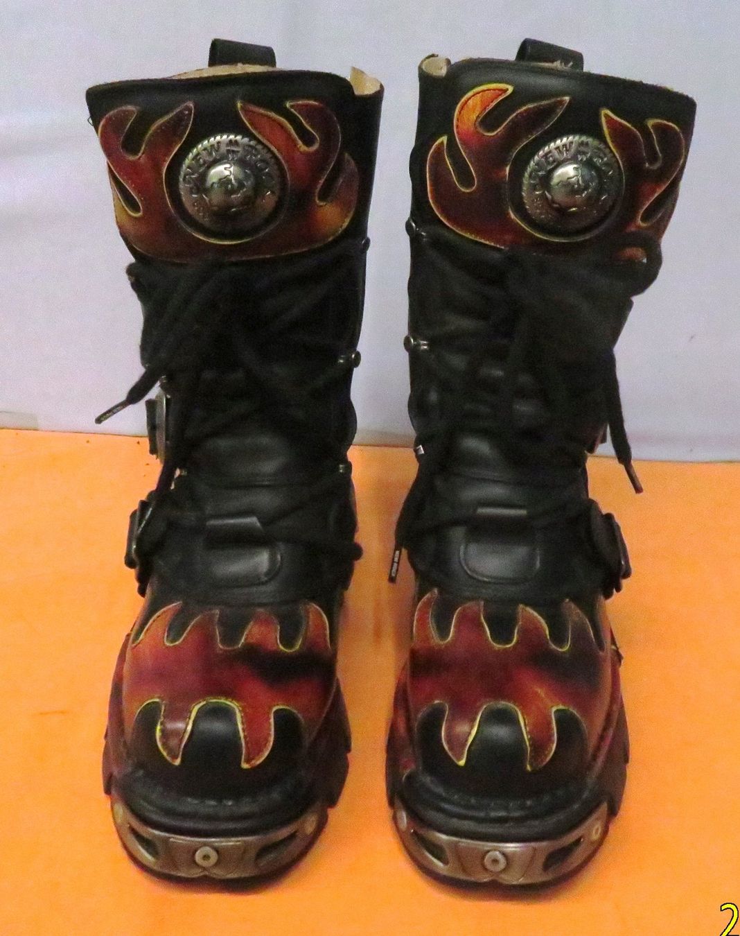 New Rock Chaussures femmes: Damen Boots Gr 38 – D'occasion à Rothrist par zebrati