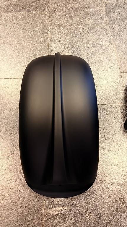 Topcase: Mattschwarze HL 3.0 Abdeckung – Usato da Unterseen venduto da beE-Scooter 1