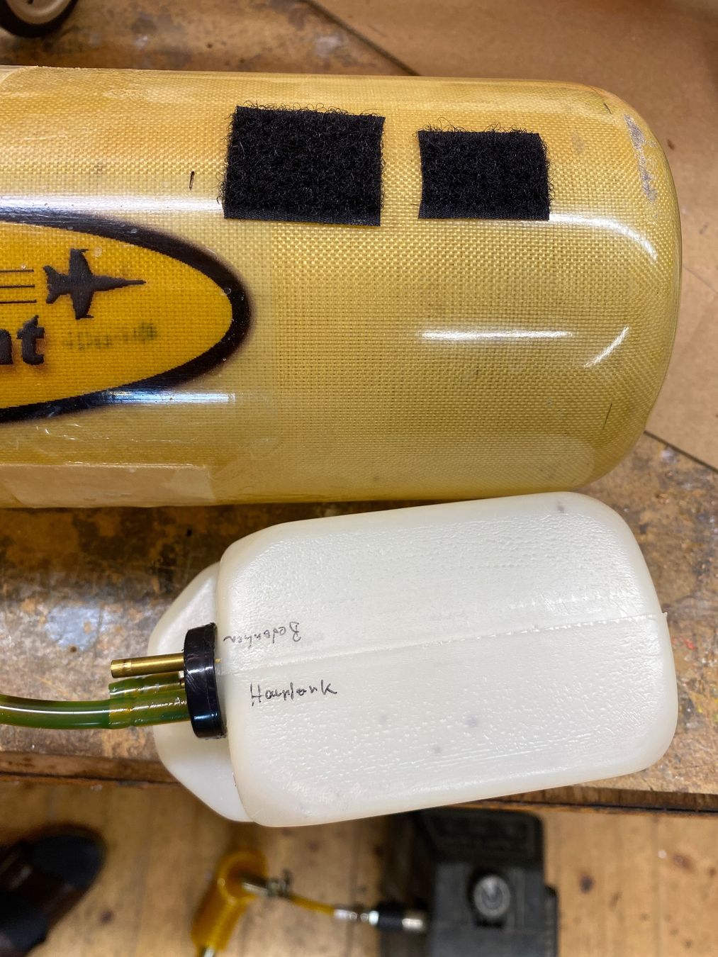 Accessori per altri veicoli: Kerosin Tank 2.5 Liter – Usato da Oberriet SG venduto da Wingcommander 2