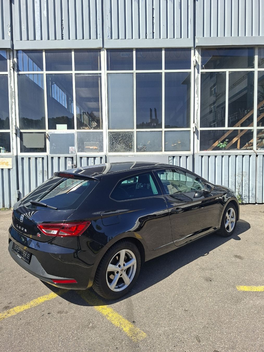 Seat Automobili: Seat Leon 1.4 FR – Usato da Kloten venduto da Tk-autohilfe 4