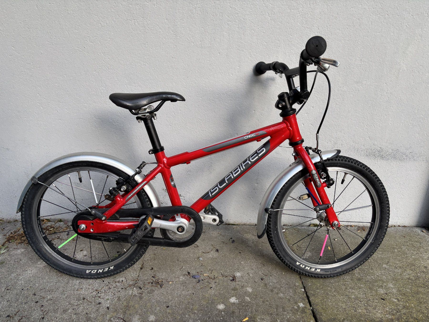 Islabike Biciclette: Kindervelo Islabikes Cnoc 16 Zoll – Usato da Bern venduto da Maeuchterli