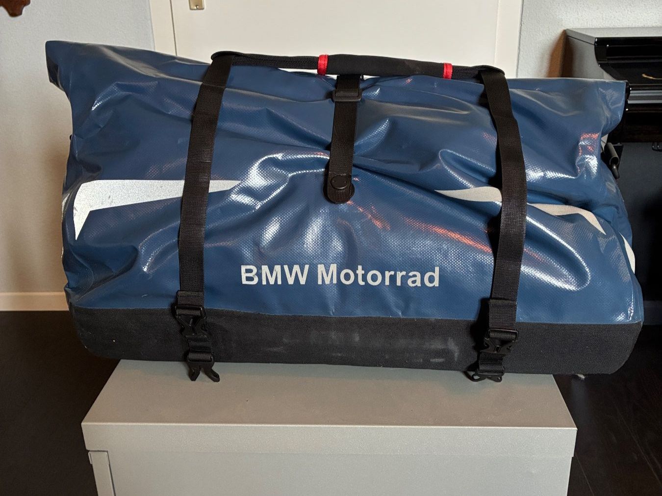Borse: BMW Motorrad Gepäckrolle – Usato da Wohlen AG venduto da Robballantine 1
