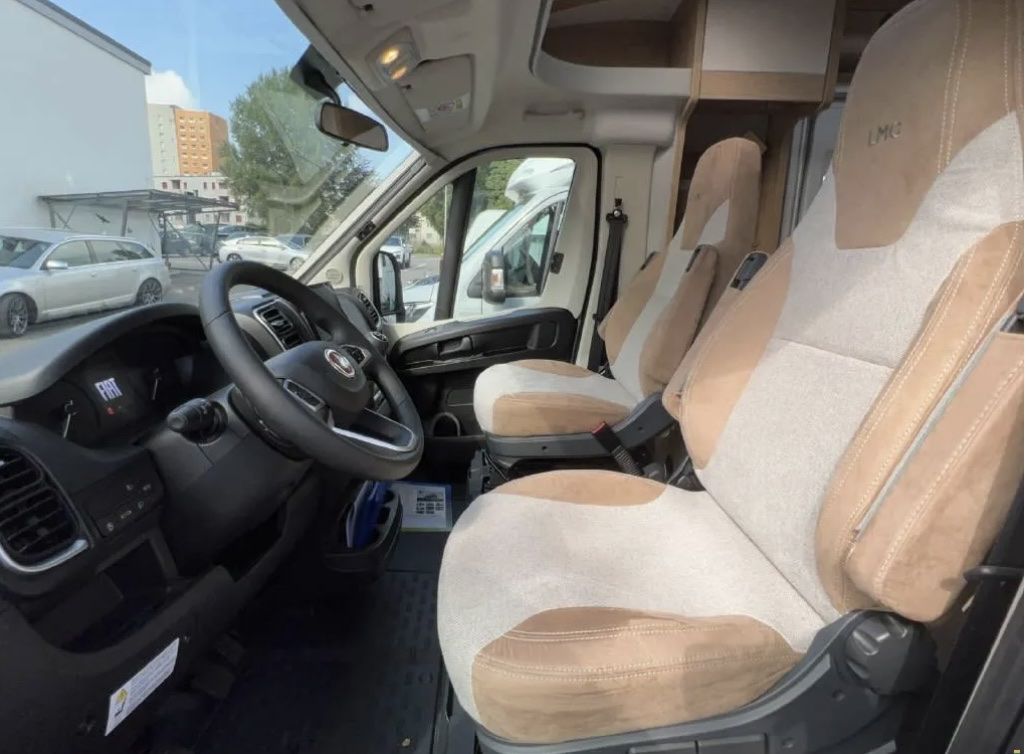 LMC Camping Fahrzeuge: Super Angebot  LMC Cruiser V649 mit Hochdach – Gebraucht aus Orpund von Rhodes0 3