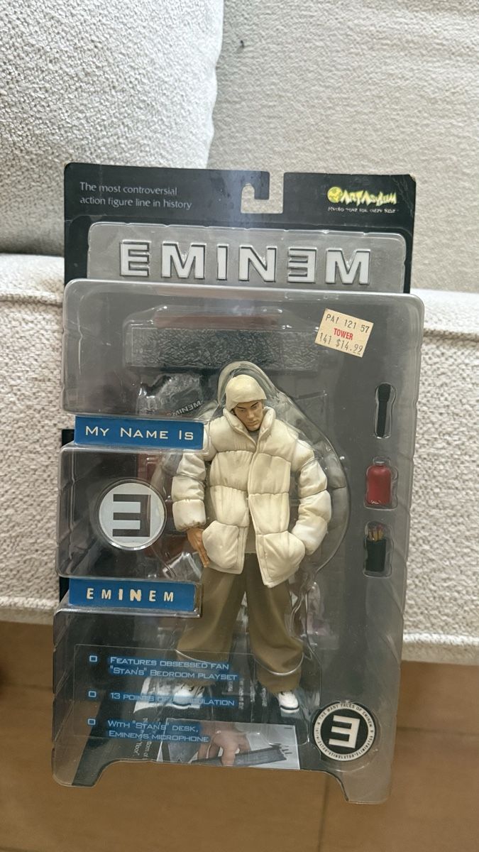Giocattoli: 3 Figurines Eminem (scellées) – Nuovo e nell'imballaggio originale da Gollion venduto da sophie91 2
