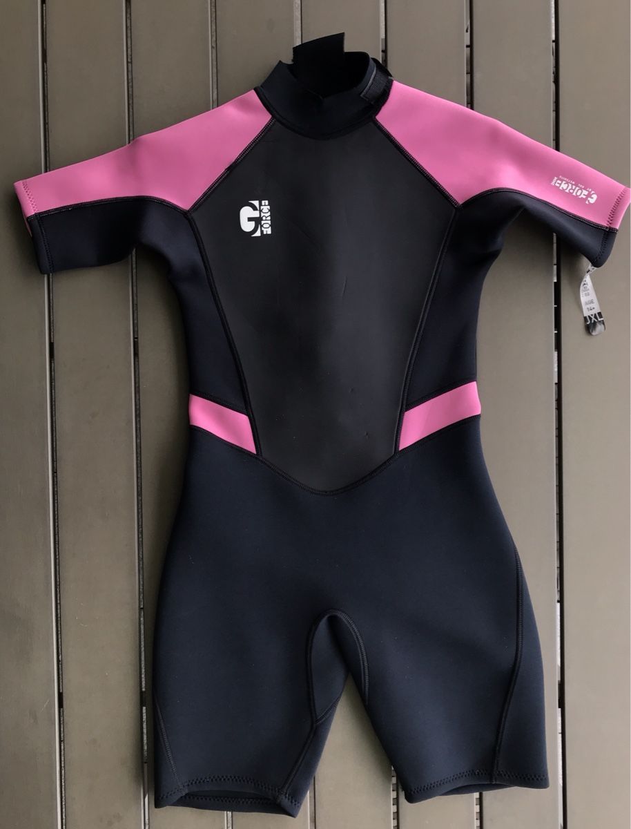 Completi: GUL G-Force 3mm Flatlock Shorty Junior Mädchen, Gr. JXL – Nuovo e nell'imballaggio originale da Ebnat-Kappel venduto da Molton