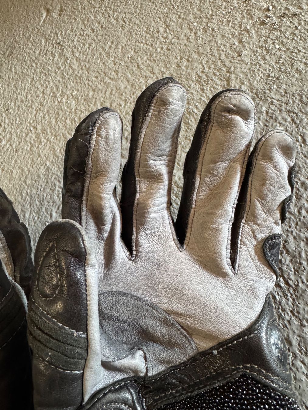 Held Gants & mitaines : Motorradhandschuh Held Gr. 7.5 S+ – D'occasion à Lalden par Anja91 2