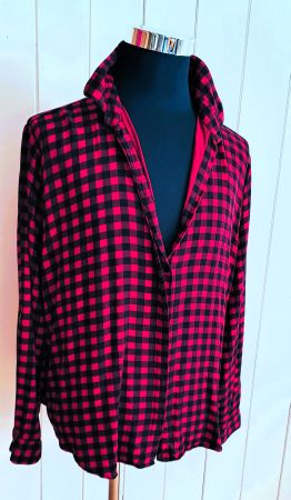 Karobluse Oversize  für Gr. 42/44  von Enisse *neuwertig