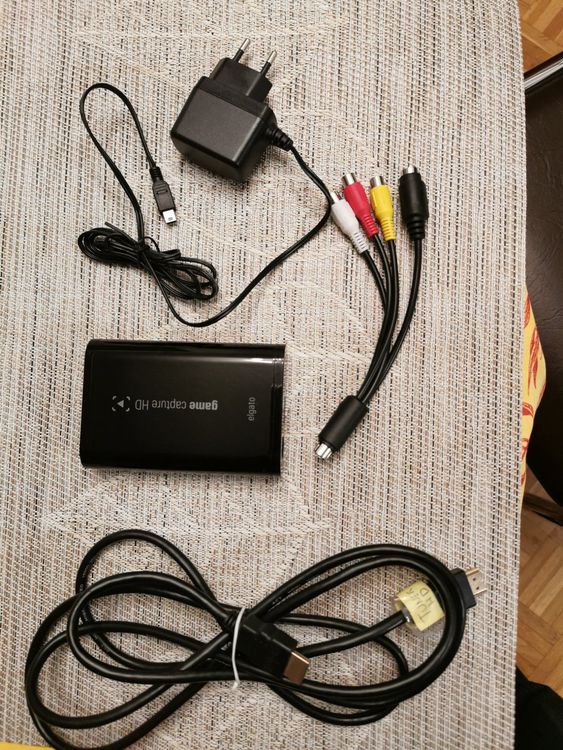 Elgato game capture HD avec câbles vidéo Kaufen auf Ricardo