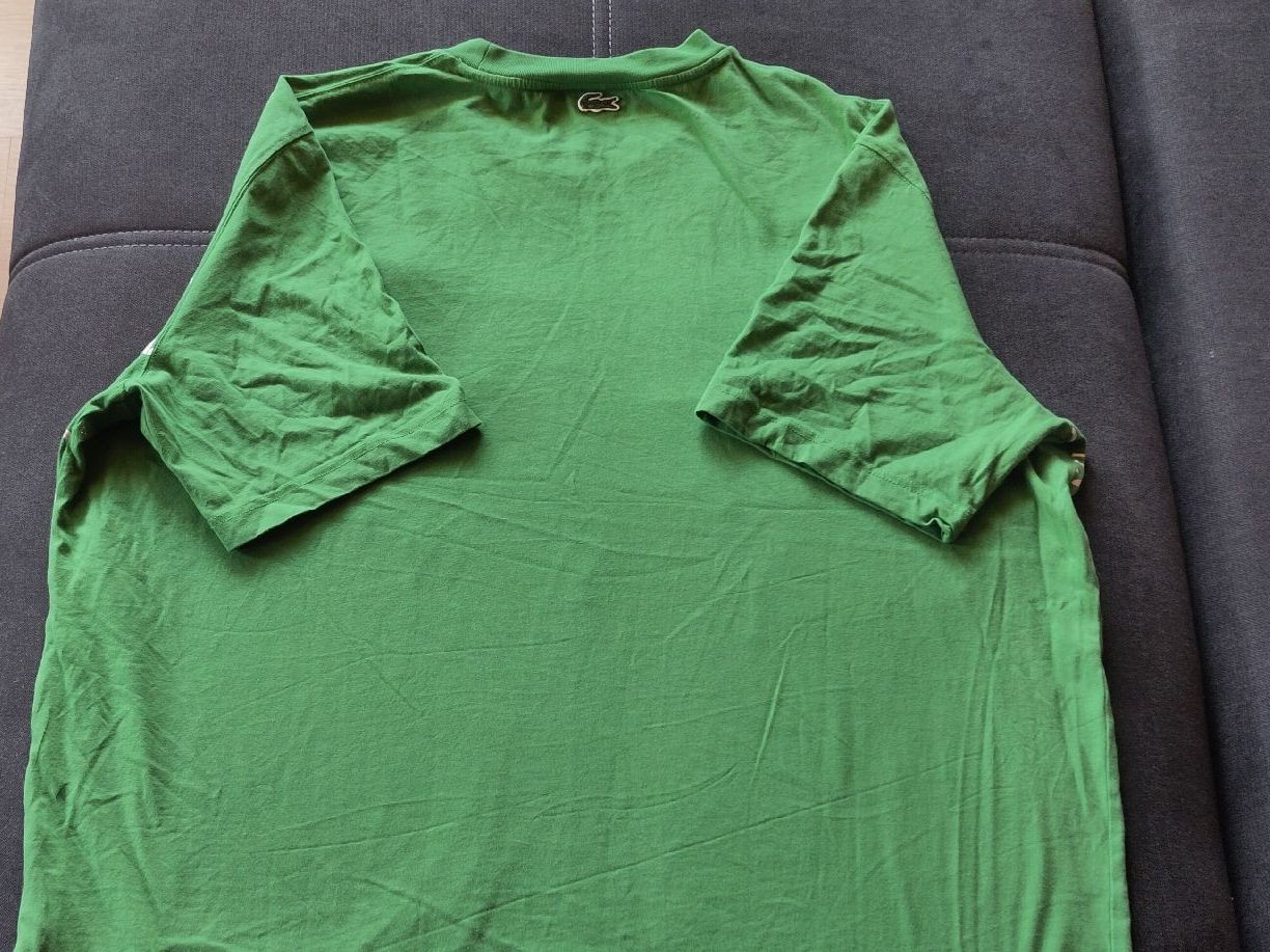 Lacoste T-shirt: T-Shirt Lacoste Grün – Usato da Cumbel venduto da anj_b8wj 2