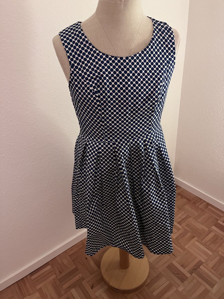 Kleider: Rockabilly Kleid – Gebraucht aus Allschwil von christlvonderalm