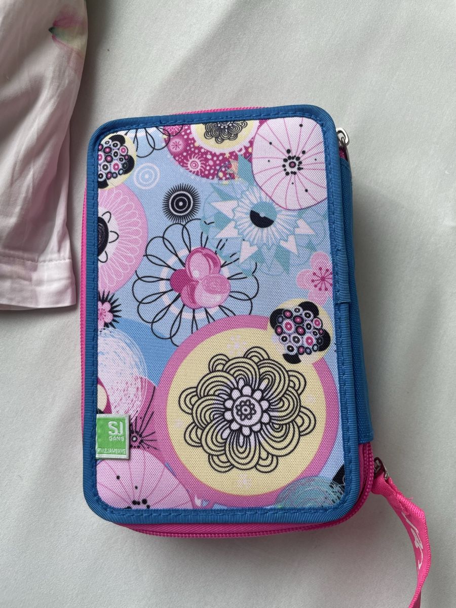 Astucci : Neues, süsses Etui mit Herz 💖 – Nuovo (secondo la descrizione) da Dübendorf venduto da Blume1235 1