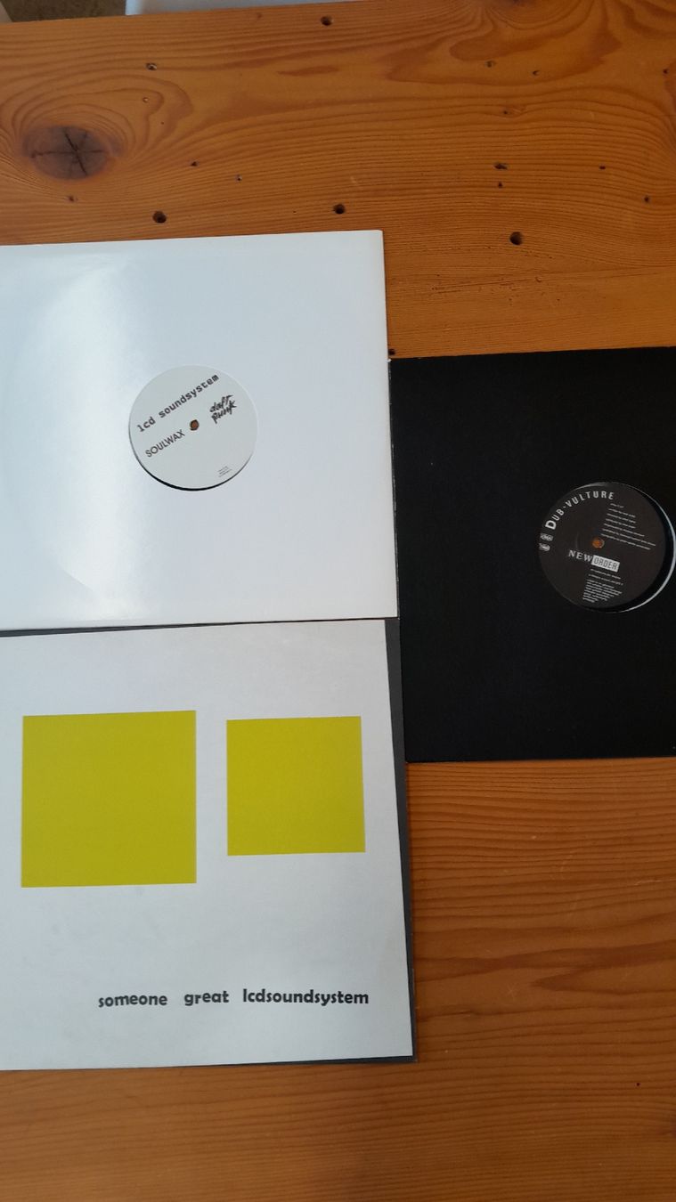 Dischi in vinile: New Order, Lcd Soundsystem  – Usato da Zofingen venduto da Lux6