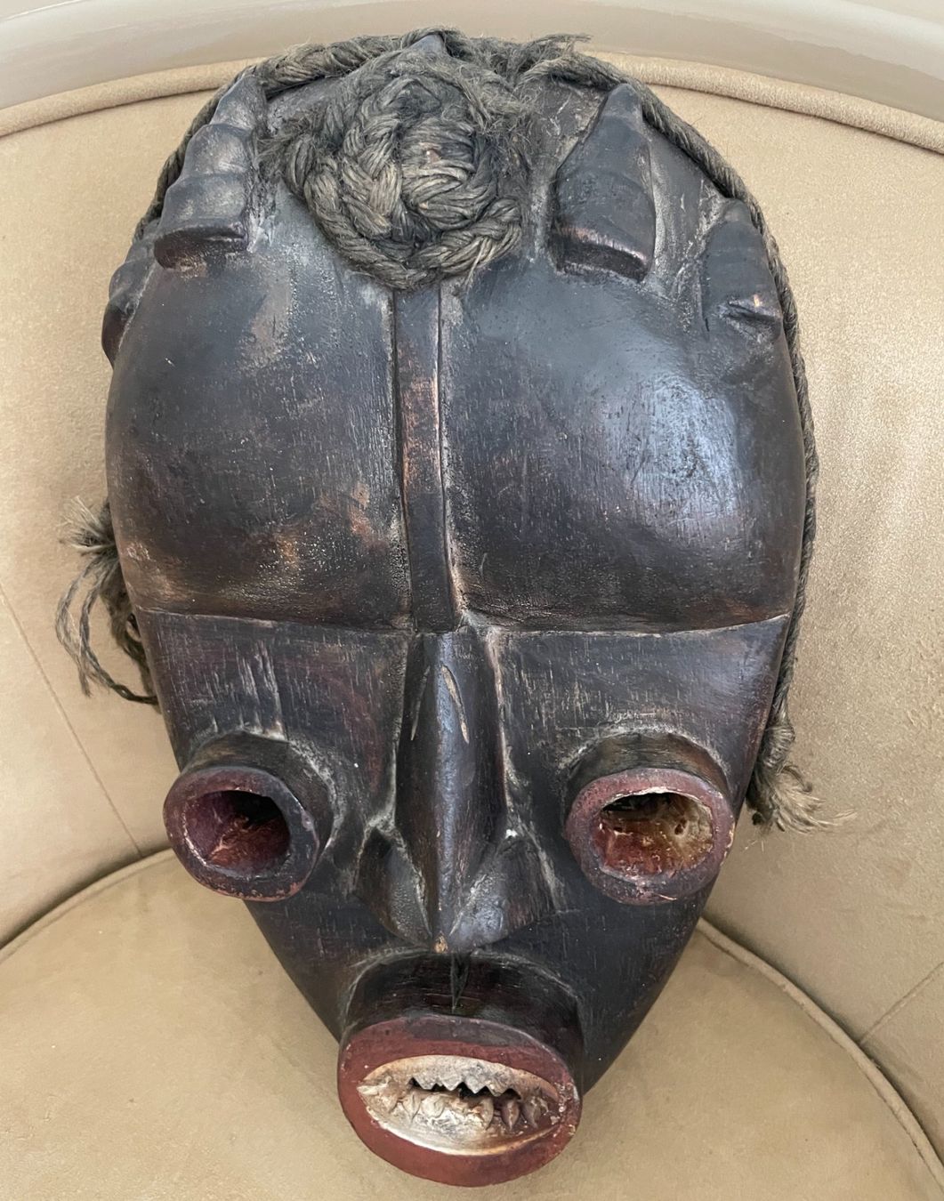 Arte internazionale: Holzmaske DAN aus Elfenbeinküste – Usato da Zürich venduto da loriana 4