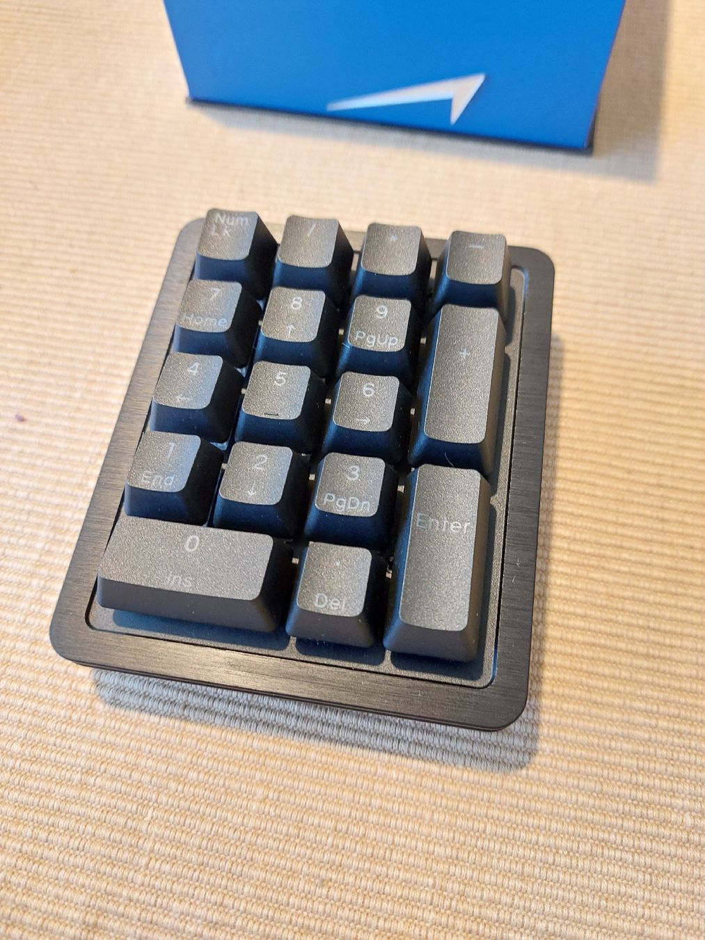 Tastiere: Everest 60 Numpad - Tactile 55 – Nuovo e nell'imballaggio originale da Bottmingen venduto da HyperionFalls 1
