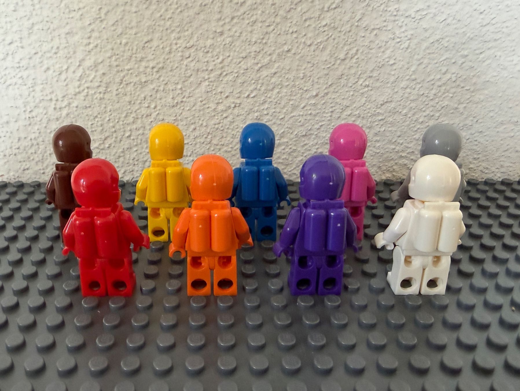Lego Statuette: *LEGO KOMP* Minifigur Classic Spaceman Set – Nuovo (secondo la descrizione) da Aarau venduto da Ahoffa 1