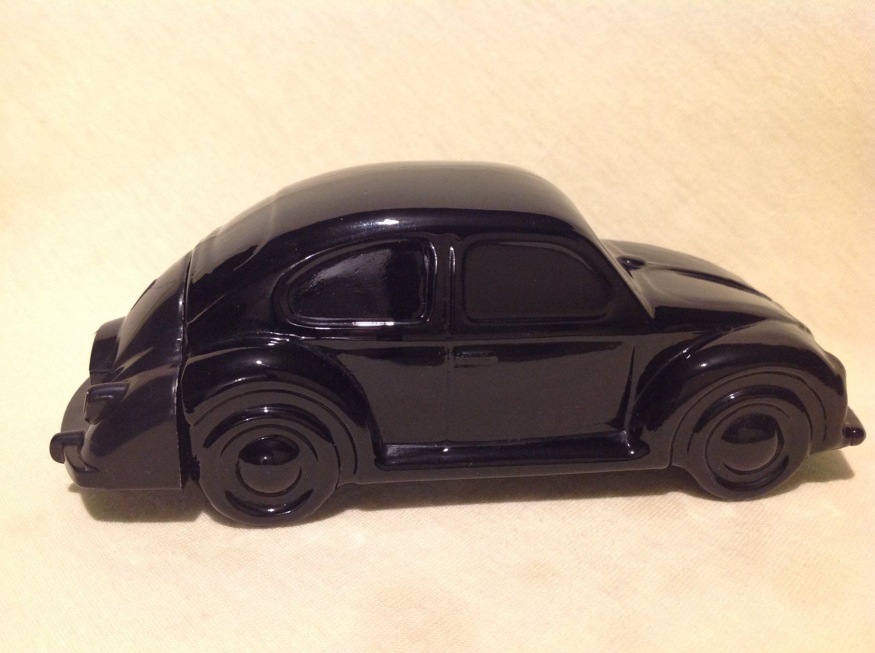Volkswagen Modellini d'auto: VW Käfer , Glas "Avon" Decanter After Shafe – Usato da Seuzach venduto da Jage 1