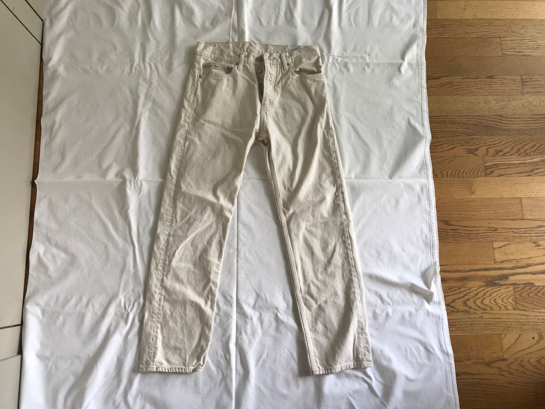 Calvin Klein Pantaloni: Hose Calvin Klein – Usato da Marthalen venduto da Chuegi1