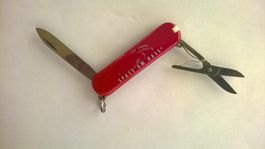 Couteau Victorinox petit format neuf avec boite d'origine