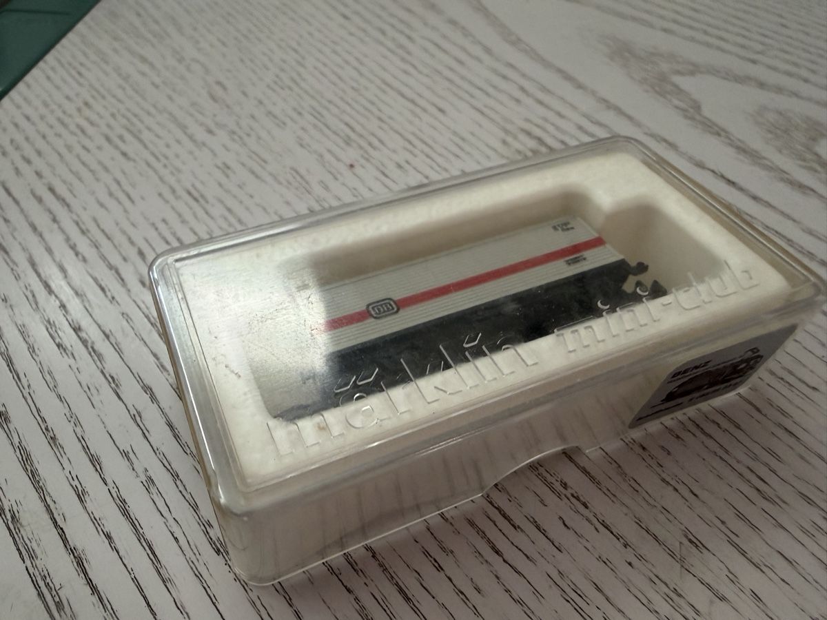 Märklin Modellini di ferrovie: Mörklin 8615 DB Containerwagen – Usato da Lupsingen venduto da New-Haven 1