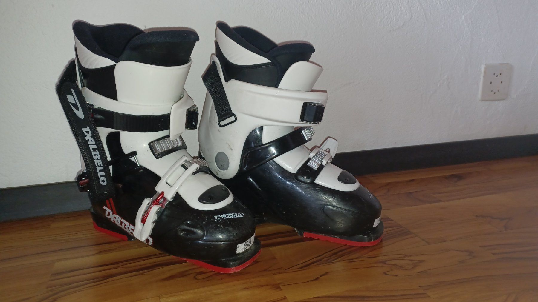 Scarpe da uomo: Skischuhe Gr. 39 – Usato da Wald ZH venduto da ani_7zqq 6