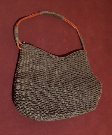 Sac à main tissé