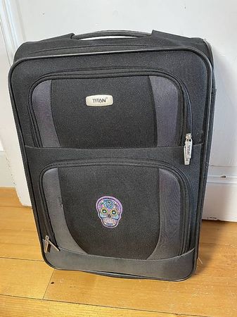 Valise à roulettes Titan
