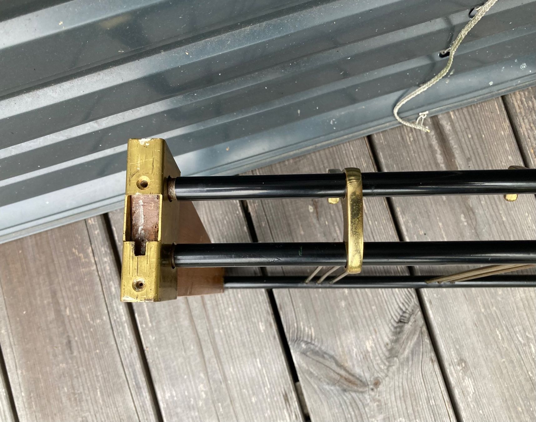 Guardaroba: 50er Jahre Wandgarderobe mit Ablage – Usato da Lüchingen venduto da Eeizo 8
