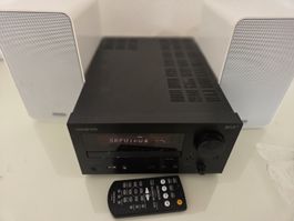 schwarz CD-Receiver Onkyo CR-555DAB DAB+  mit weissLautspre