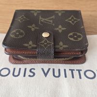 Louis Vuitton Portemonnaie Compact Zipped Canvas