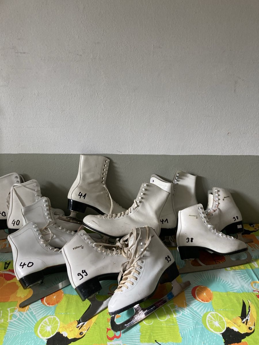 Schlittschuhe: Schlittschuhe Damen/Mädchen – Gebraucht aus Lenggenwil von ochsengrillerSG 1