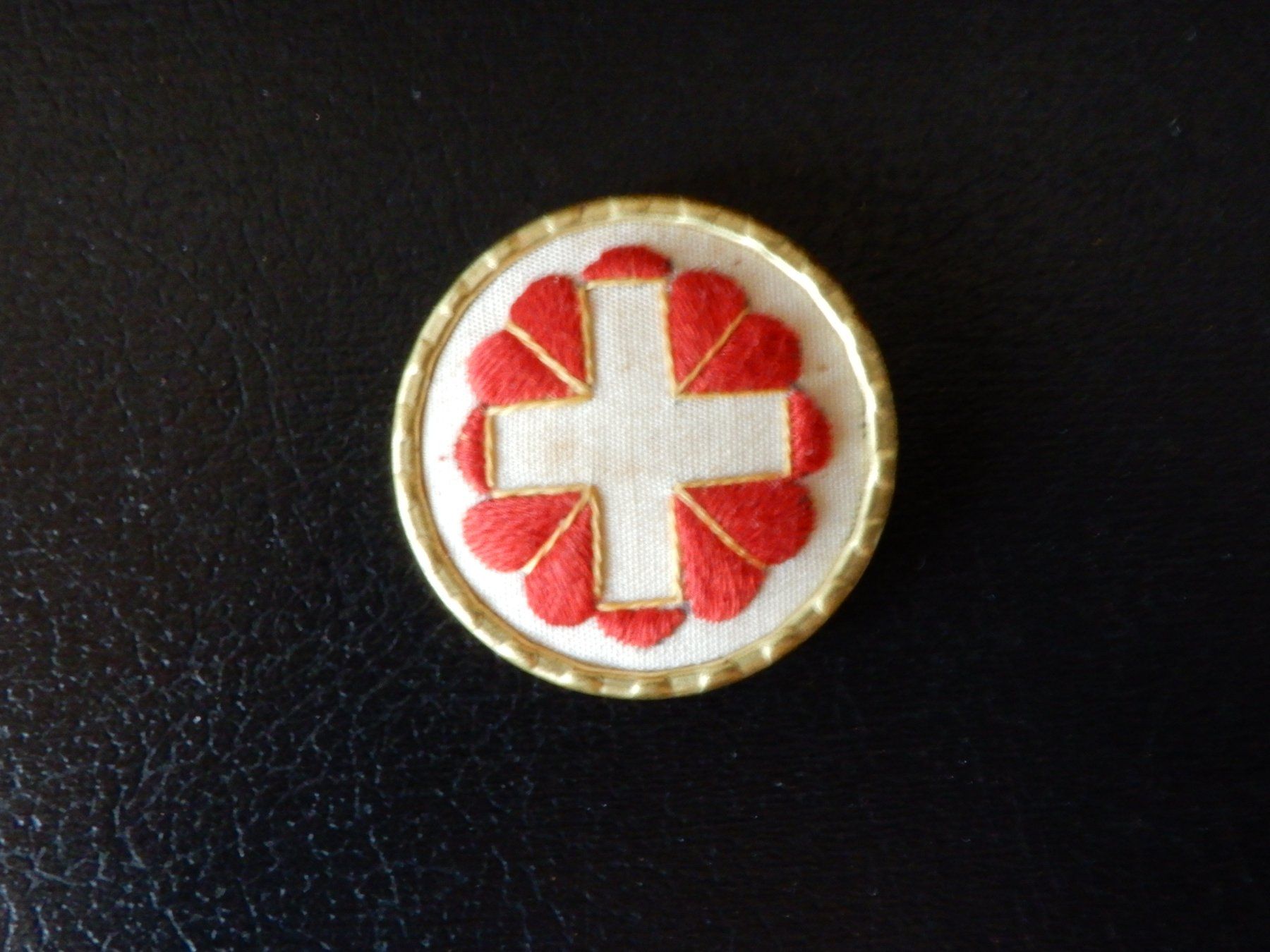 Swiss Placchette & Badge: 1. August Abzeichen 1939 – Usato da Senèdes venduto da Framboise52
