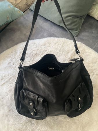 Schwarze Ledertasche mit vielen Taschen, Top Zustand! (52)