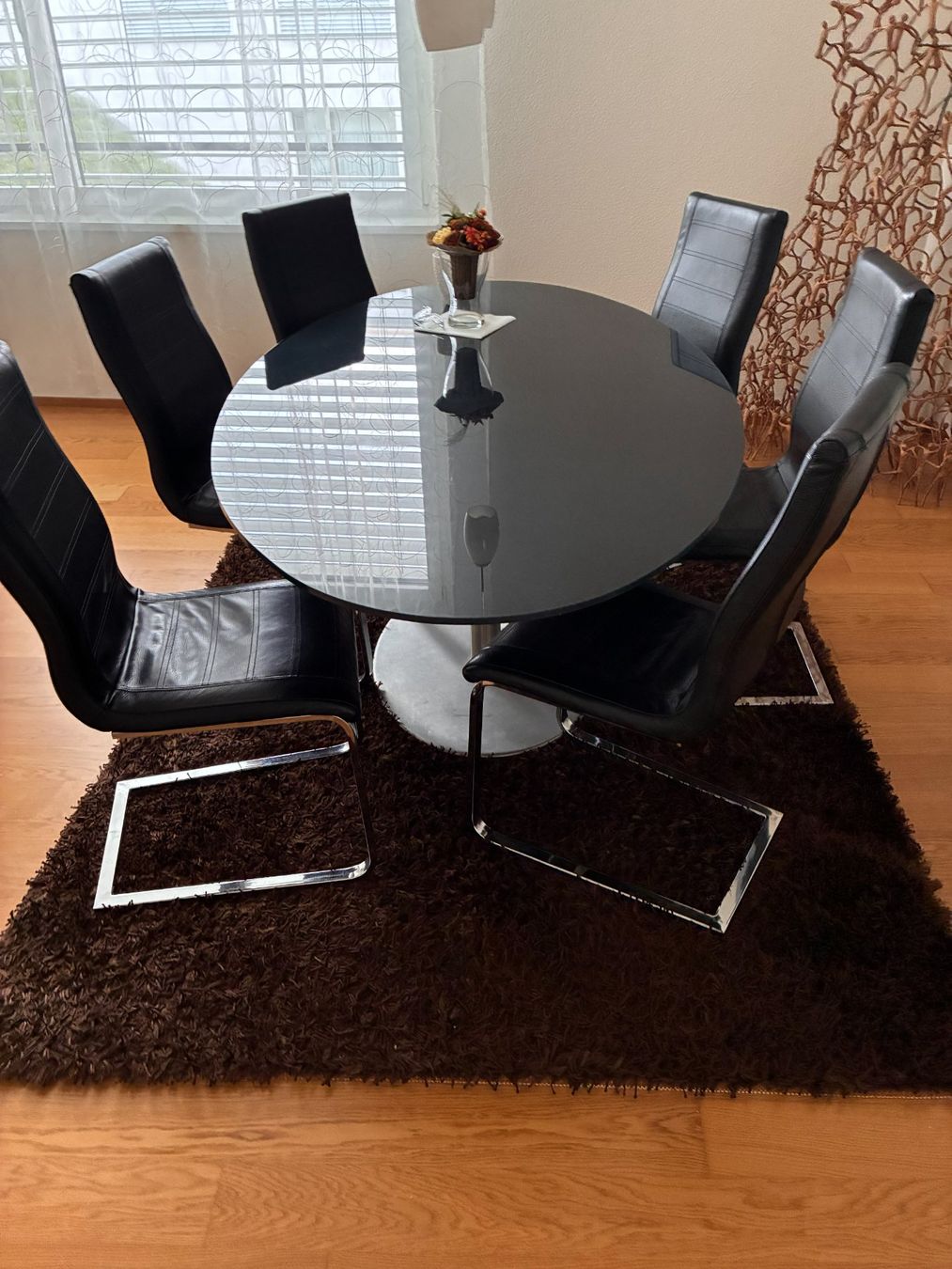Pfister Set de table et chaises: Design Glastisch mit 6 edlen Stühlen – D'occasion à Meggen par Ale72xa