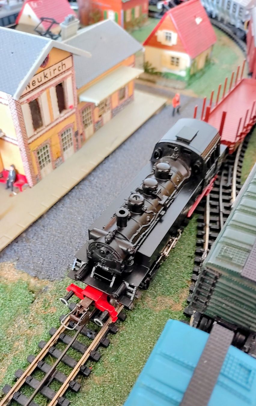 Modellini di ferrovie: Trix Express TenderDampflok der DB BR64, vom TrixExpress-Agi – Nuovo (secondo la descrizione) da Kirchberg BE venduto da RadioGerberPrivat 1