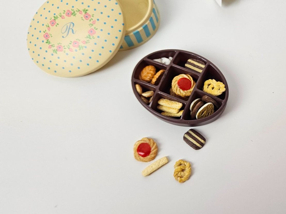 Case e mobili per bambole: Re-ment Miniature Elegant Sweets Luxurious Cakes – Usato da Dättwil AG venduto da son_x2fq 1