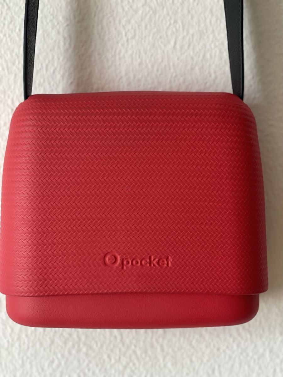 Borse da donna: O Pocket red waterproof bag – Usato da Oberwil b. Zug venduto da fis_2wtq