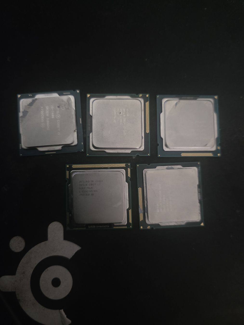 Intel Composants électroniques: 6x Processeurs Intel – Défectueux à Morges par MGaming