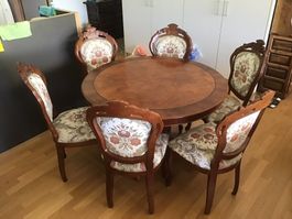 Stilvolles Esszimmer-Set: Ausziehbarer Tisch & 6 Stühle
