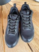 Trekking Schuhe 